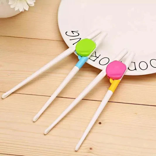 A Pair Of Kids Auxiliary Chopsticks - Green - Shop N Save