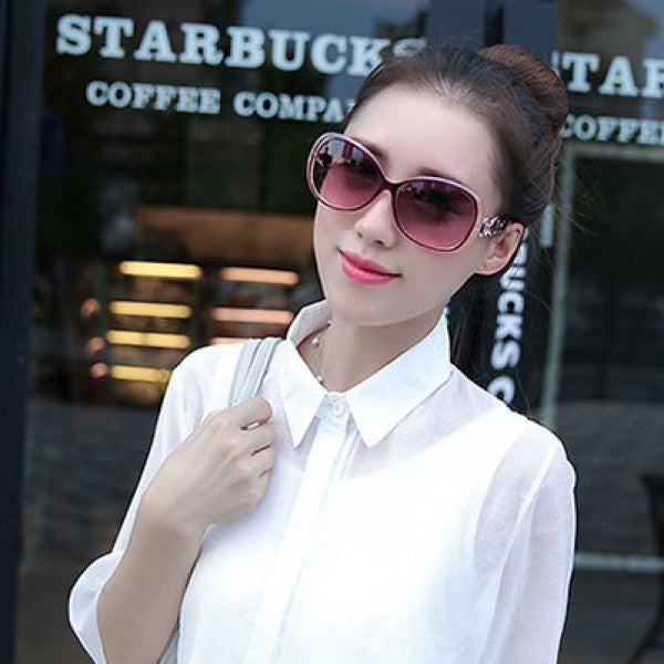 Newest Design Oversized Fashionable Sunglasses - Black