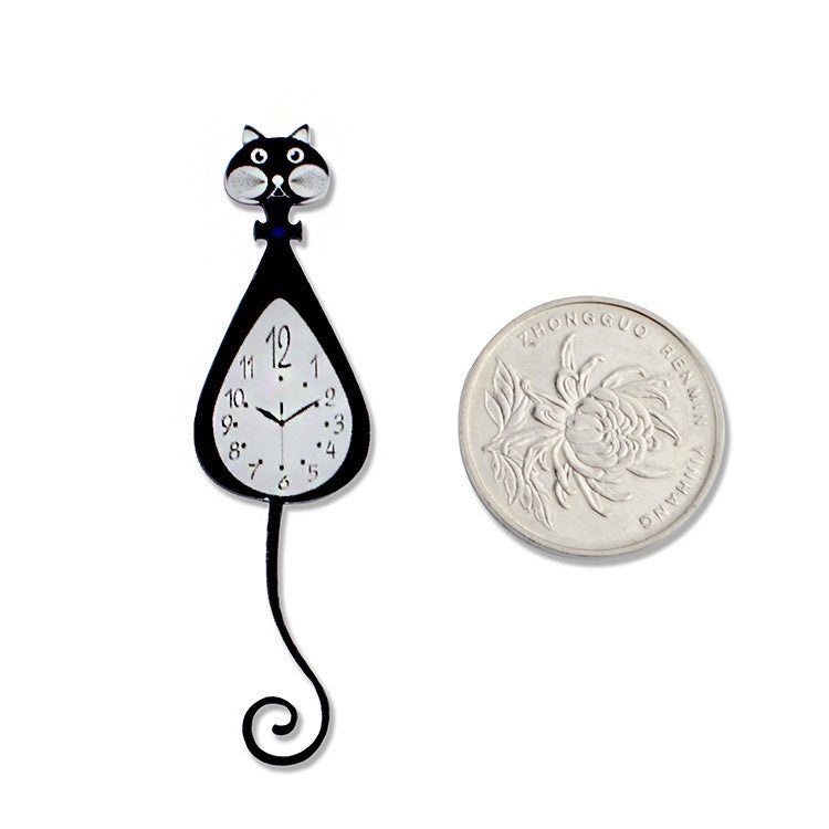 Miniature World Mini Squirrel Clock