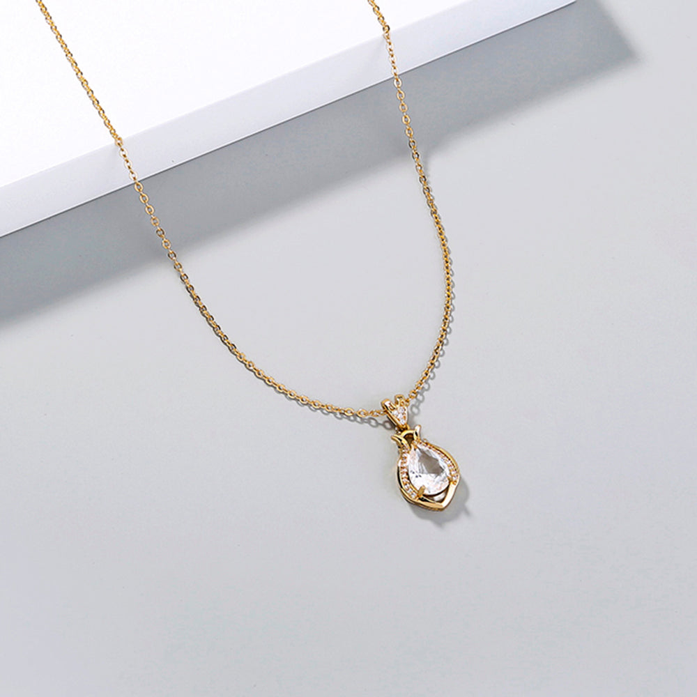 European and American necklace jewelry Light luxury simple style niche perfume bottle water drop transparent crystal zircon necklace accessories