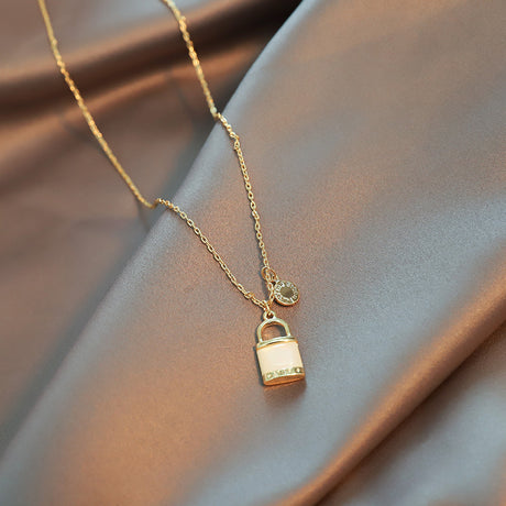 New Fashion Trending Cold Style Personalized Bow Sweet Geometry Necklace