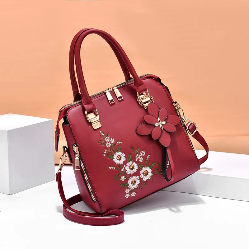 Korean Design Shoulder Bag: Summer 2020 Model, Decorative Printing