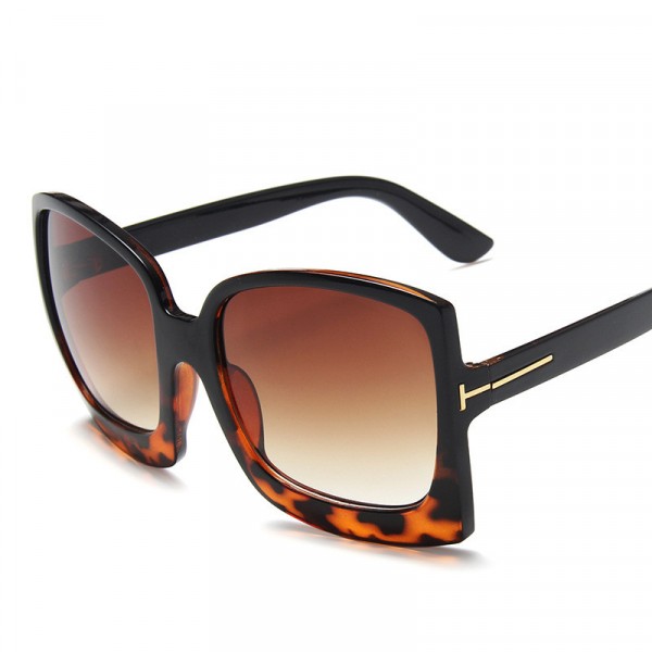 Ladies Retro Wild Gradient Sunglasses - Black - Shop N Save