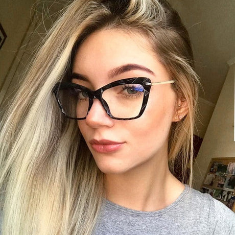 Lightweight Glasses With Polygonal Section - Black - Shop N Save