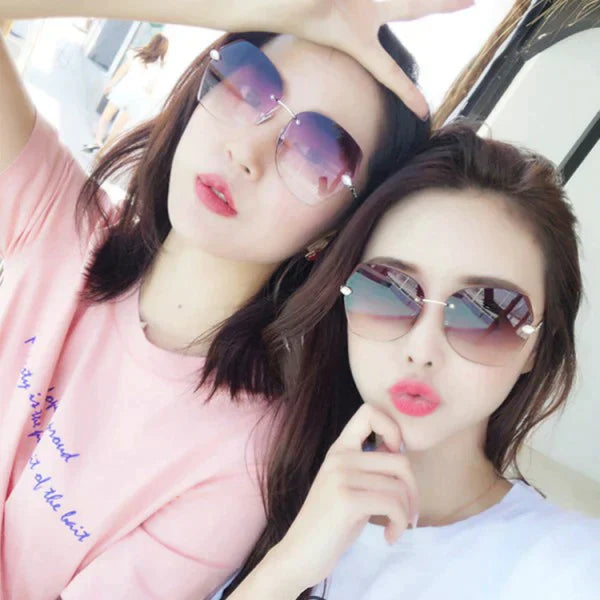 Ladies Fashion Simple Gradient Sunglasses - Purple Red - Shop N Save