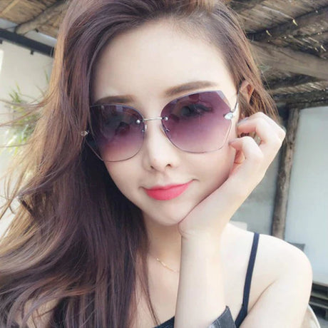 Ladies Fashion Simple Gradient Sunglasses - Light Brown - Shop N Save