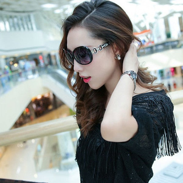 Newest Design Oversized Fashionable Sunglasses - Black