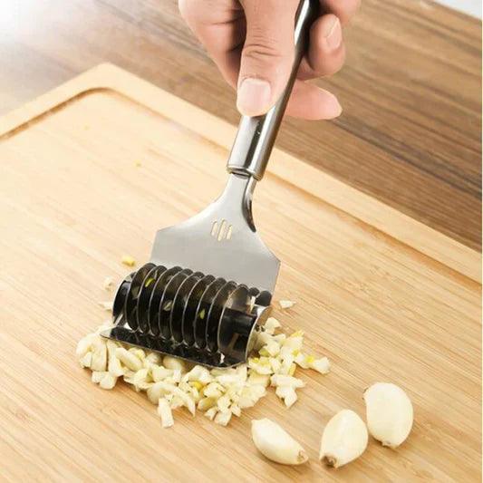 Noodle Lattice Roller Dough Cutter Mincer - Silver - Shop N Save