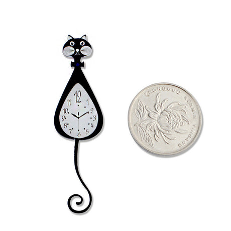 Miniature World Mini Squirrel Clock