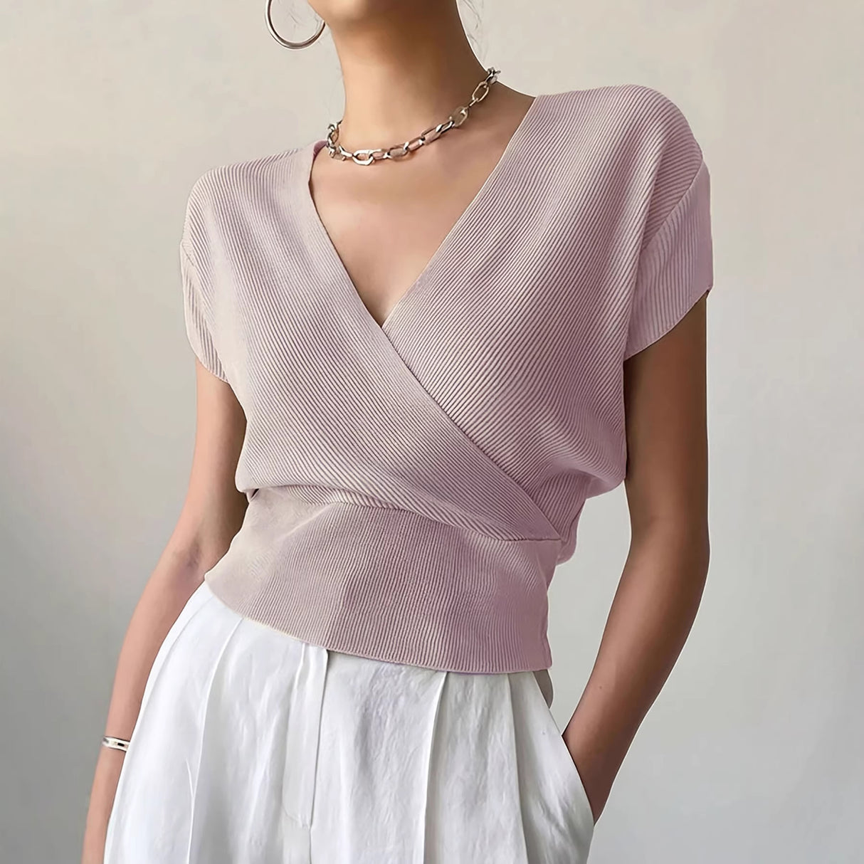 V-neck Knitted Short-sleeve High-waisted Loose T-shirt Knitted Top