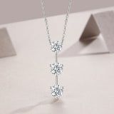 1 Carat Silver Necklace Pendant Set With Top Grade Moissanite, Made Of S925 Silver Plated Platinum.