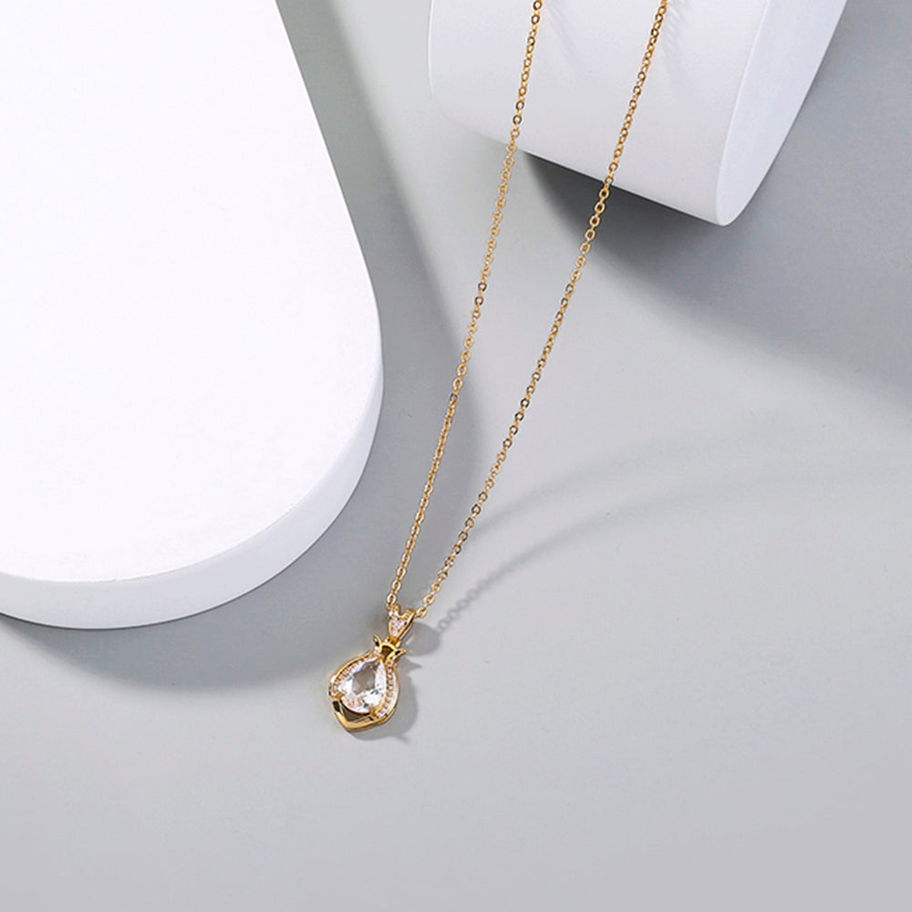 European and American necklace jewelry Light luxury simple style niche perfume bottle water drop transparent crystal zircon necklace accessories