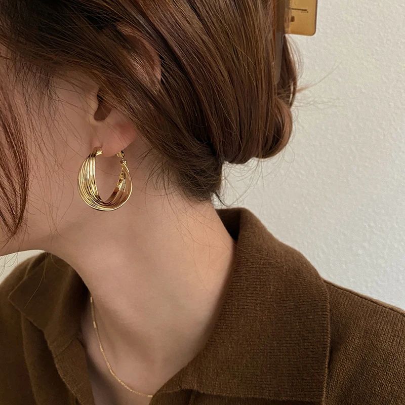 Gold Korean Hoop Earrings - Carved Circle C-Shape Trendy Jewelry - Shop N Save